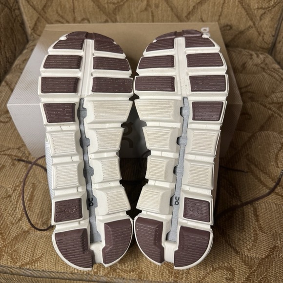 On Cloud 5 Women's Road Running Shoes Size 8.5 Ice Haze White/Green/Pink - Picture 8 of 9